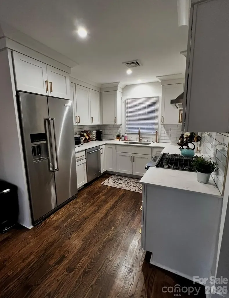 523 Kenlough Drive Charlotte NC 28209