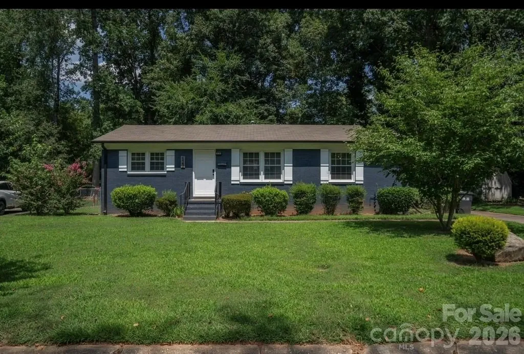 523 Kenlough Drive Charlotte NC 28209