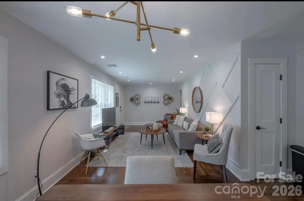 523 Kenlough Drive Charlotte NC 28209