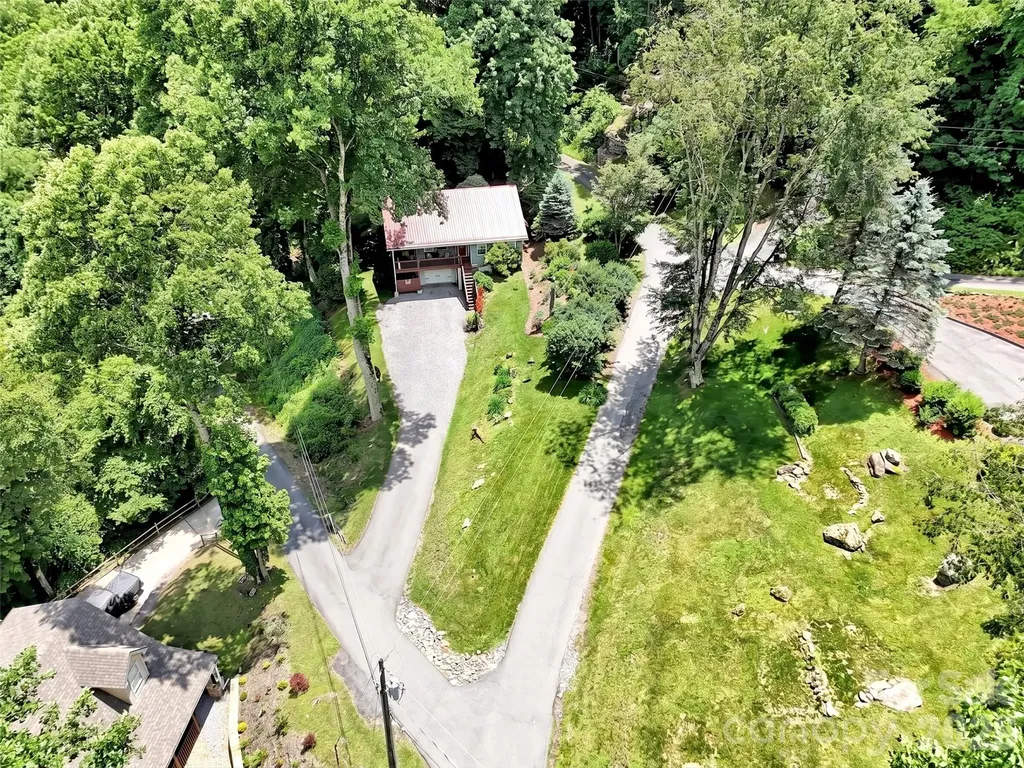 10 Bridle Drive Maggie Valley NC 28751
