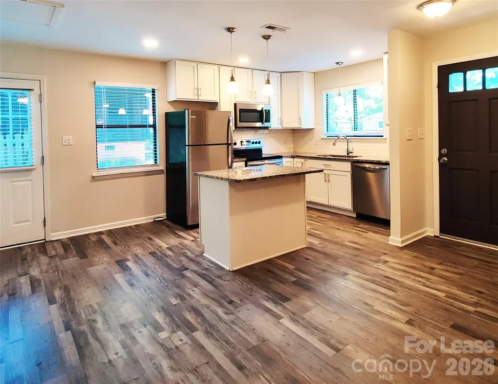 5101 Glenview Court Charlotte NC 28215