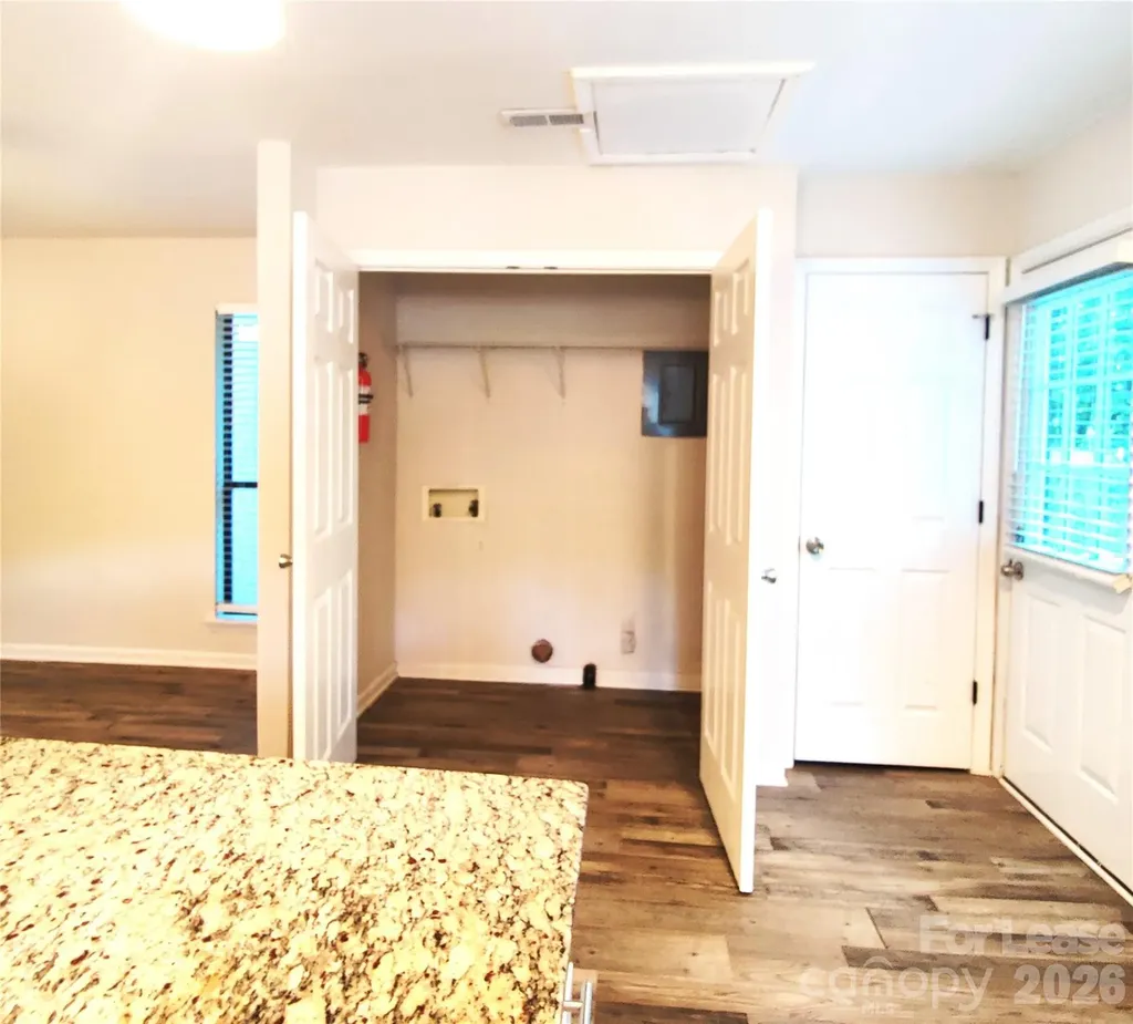 5101 Glenview Court Charlotte NC 28215
