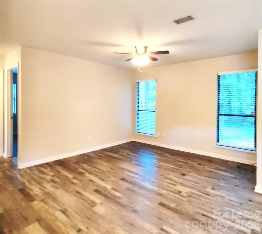 5101 Glenview Court Charlotte NC 28215