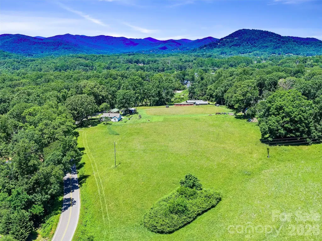1115, 1125, 1127 Glenn Bridge Road SE Arden NC 28704