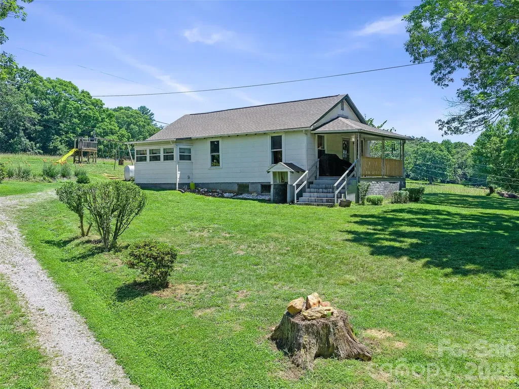 1115, 1125, 1127 Glenn Bridge Road SE Arden NC 28704