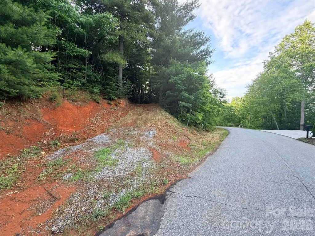 0 Silverglen Way Hendersonville NC 28792