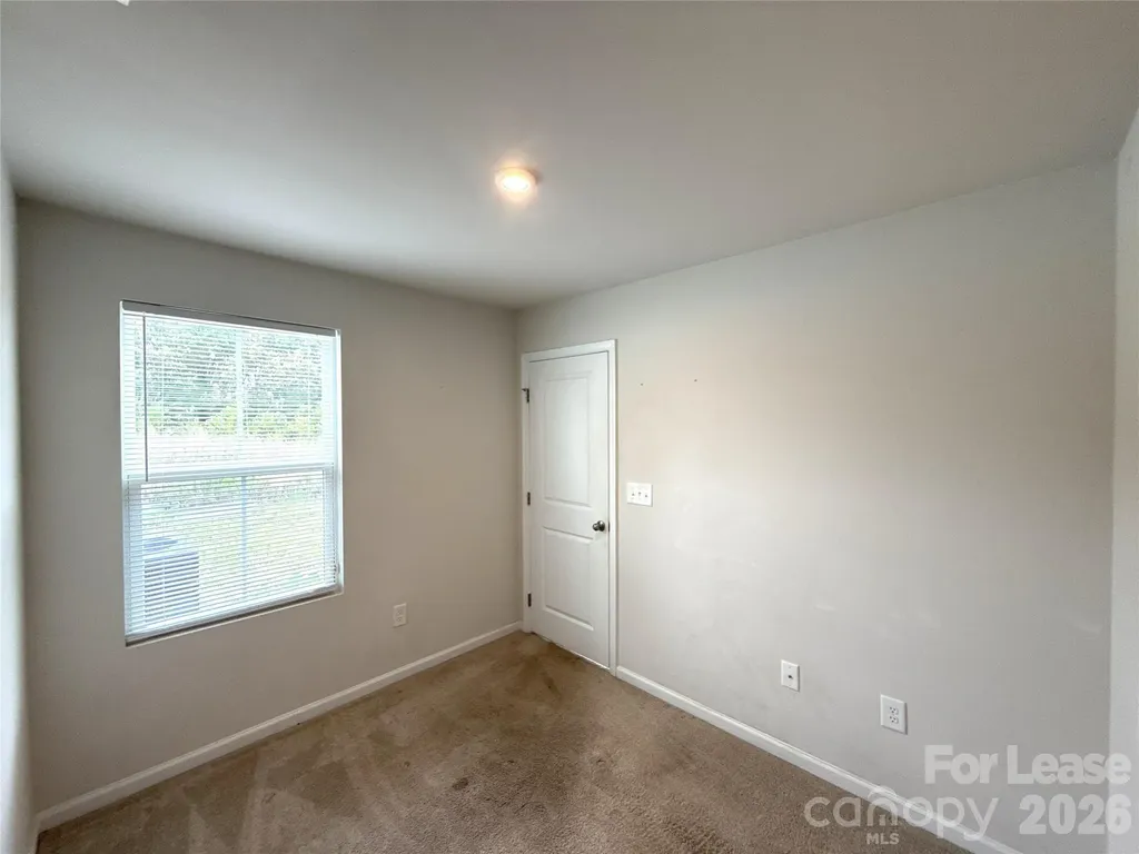5112 Downhaul Drive Charlotte NC 28269