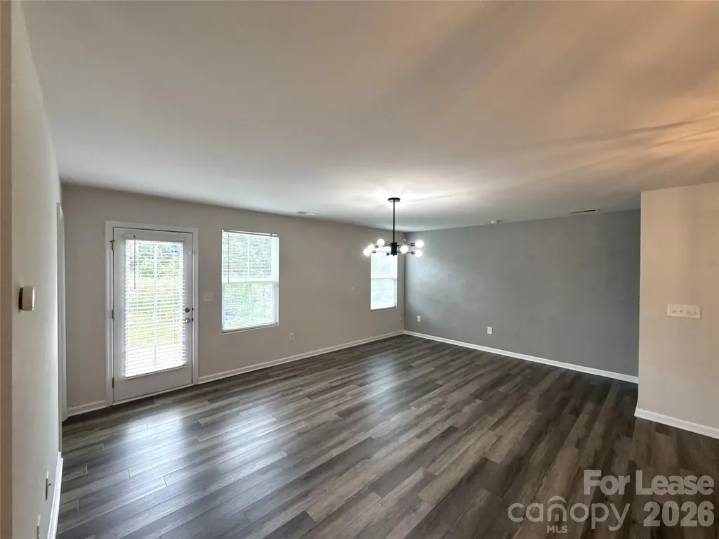 5112 Downhaul Drive Charlotte NC 28269