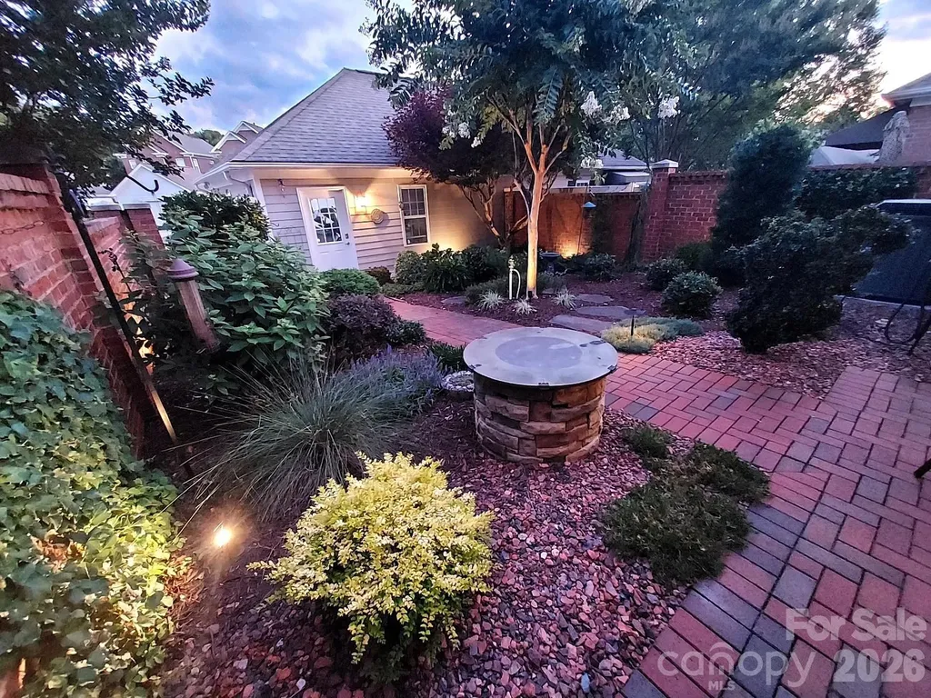 121 Mcleod Avenue Belmont NC 28012