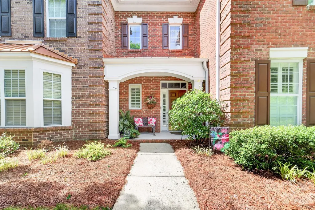 121 Mcleod Avenue Belmont NC 28012