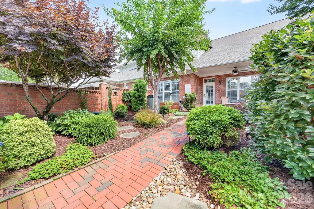 121 Mcleod Avenue Belmont NC 28012