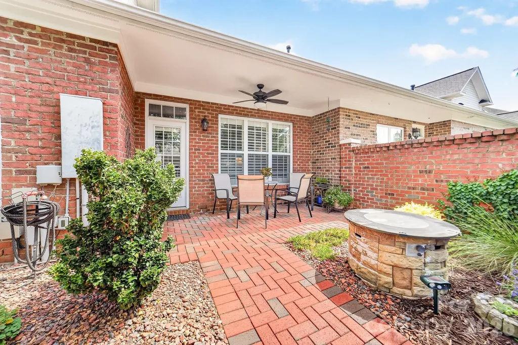 121 Mcleod Avenue Belmont NC 28012