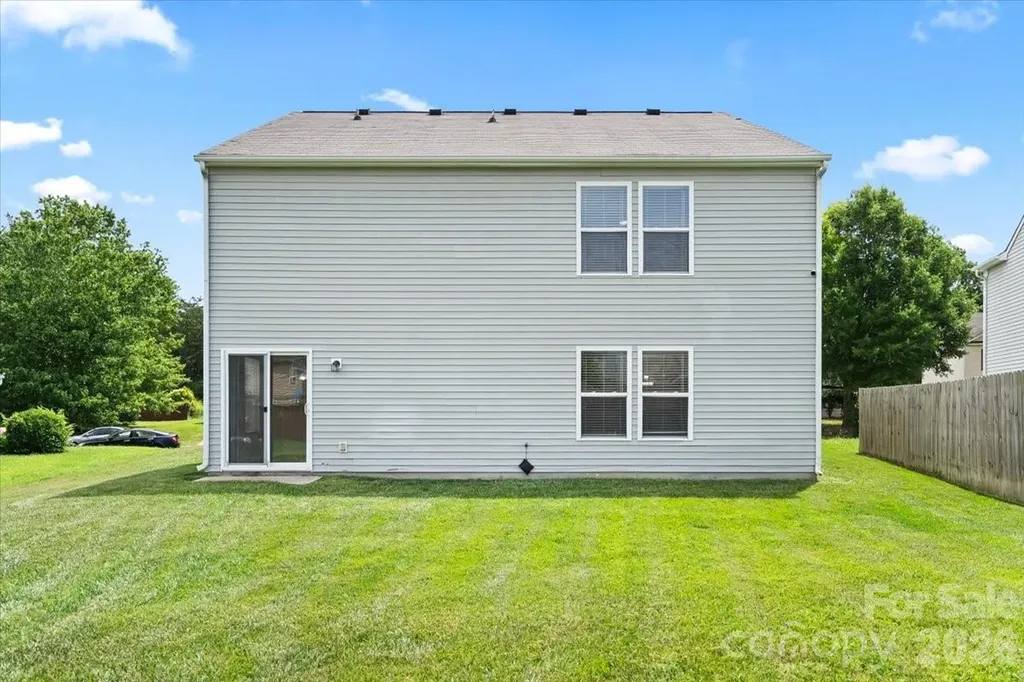 12932 Silvaire Farm Road Charlotte NC 28278