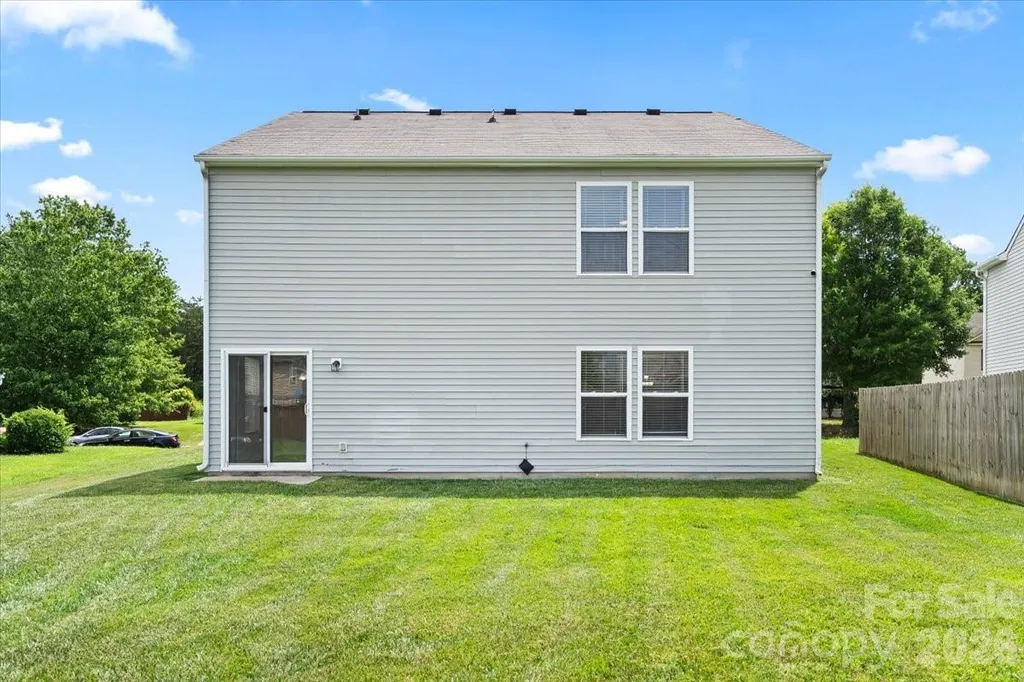 12932 Silvaire Farm Road Charlotte NC 28278