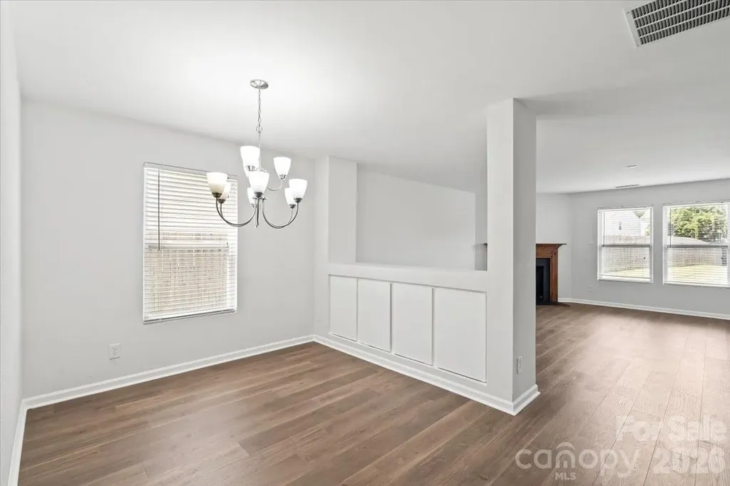 12932 Silvaire Farm Road Charlotte NC 28278
