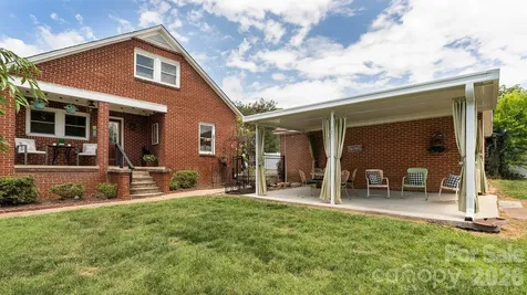3308 16th Street NE Hickory NC 28601