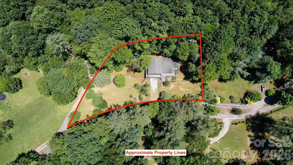 125 Hondah Boulevard Brevard NC 28712