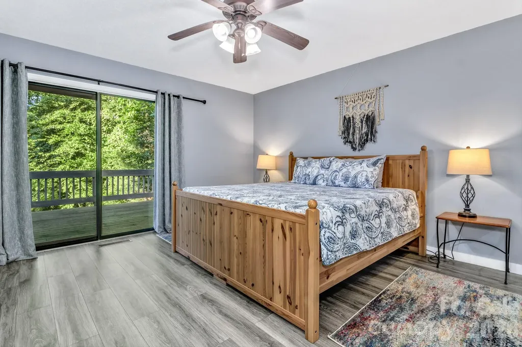 125 Hondah Boulevard Brevard NC 28712