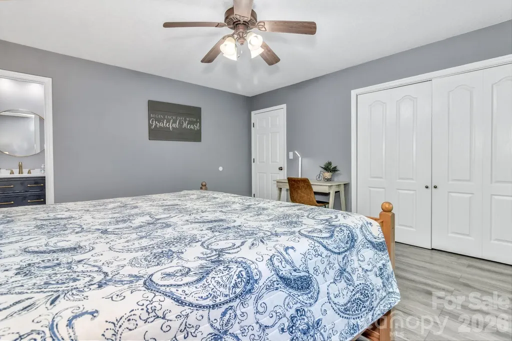 125 Hondah Boulevard Brevard NC 28712