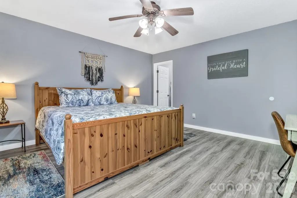 125 Hondah Boulevard Brevard NC 28712