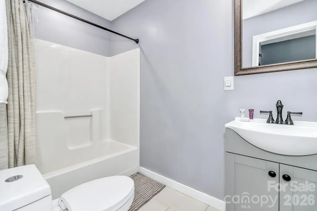 125 Hondah Boulevard Brevard NC 28712