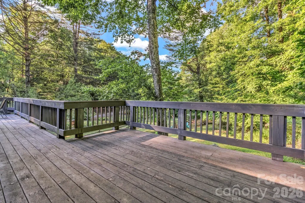 125 Hondah Boulevard Brevard NC 28712