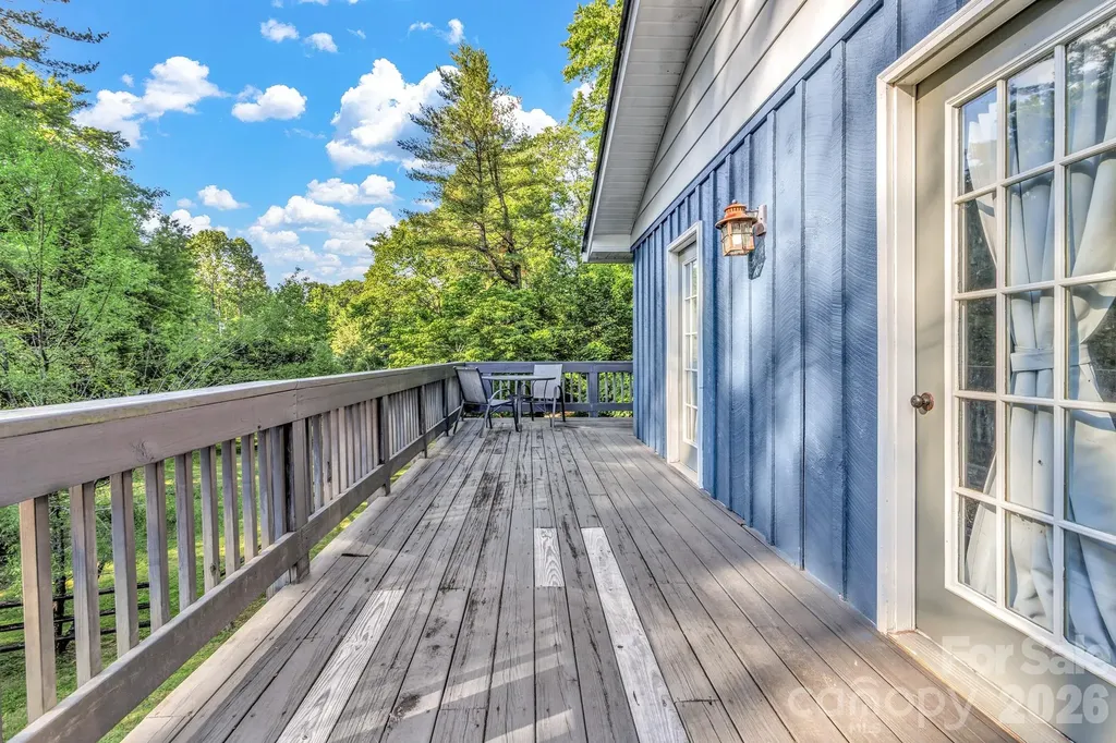 125 Hondah Boulevard Brevard NC 28712