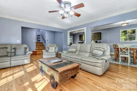 125 Hondah Boulevard Brevard NC 28712