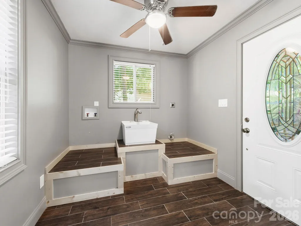 425 Lyndhurst Drive Hendersonville NC 28791