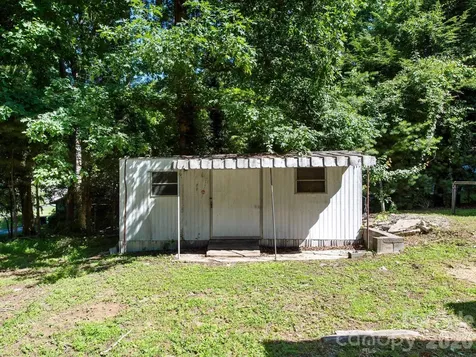 425 Lyndhurst Drive Hendersonville NC 28791