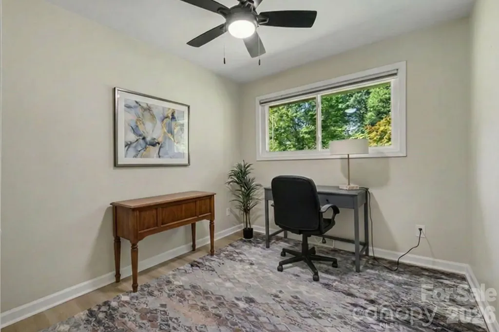 4023 Strangford Avenue Charlotte NC 28215