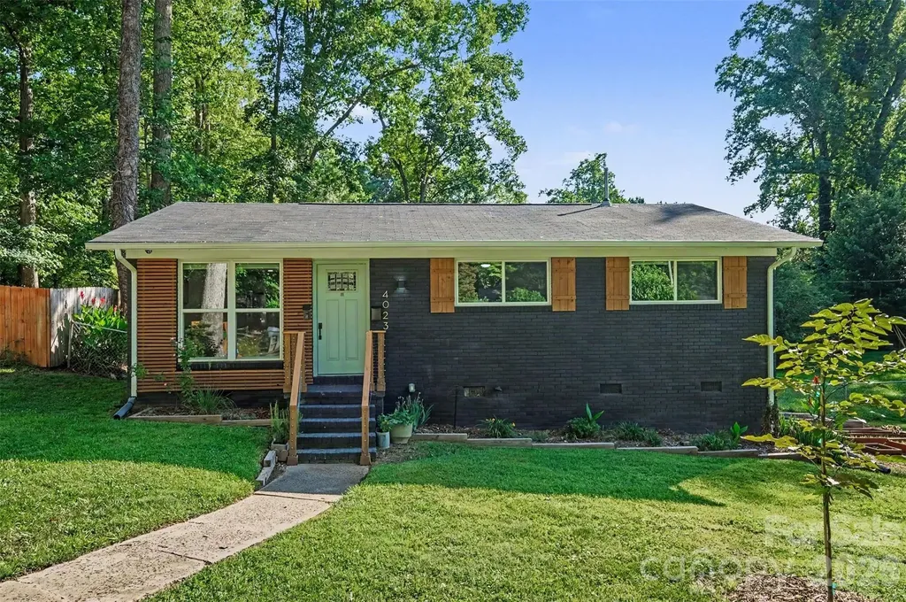 4023 Strangford Avenue Charlotte NC 28215