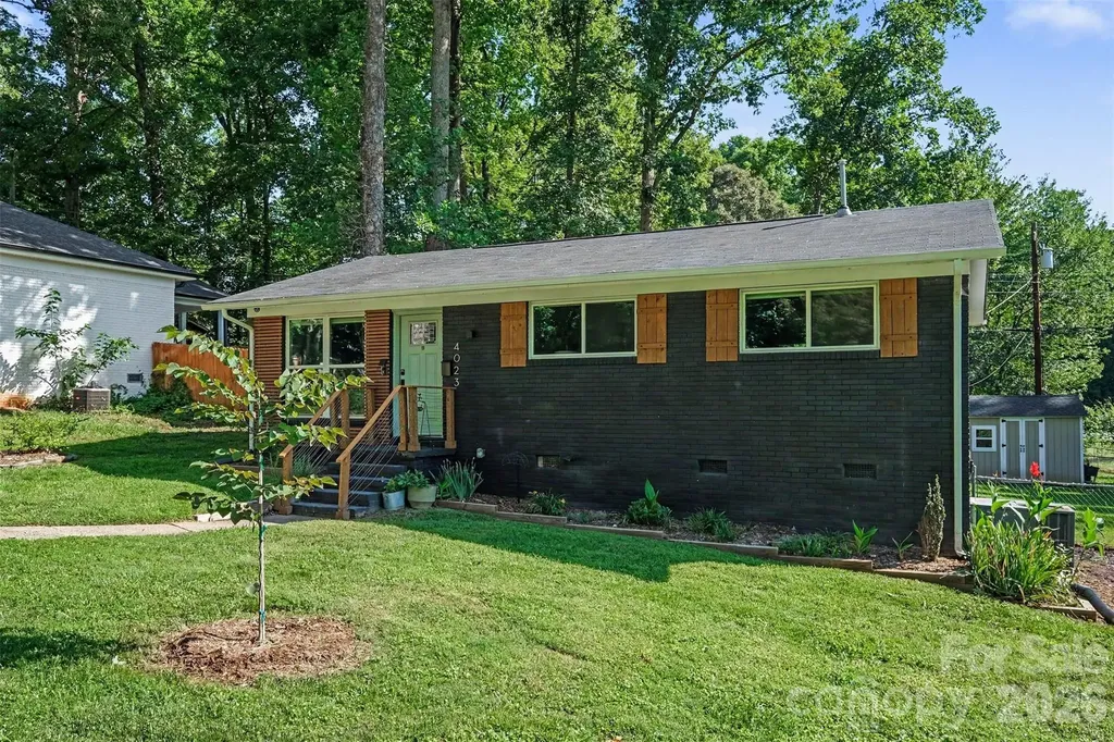 4023 Strangford Avenue Charlotte NC 28215