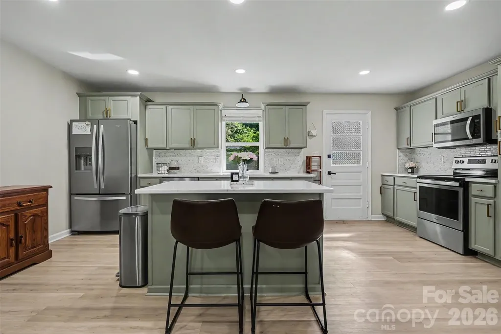 4023 Strangford Avenue Charlotte NC 28215