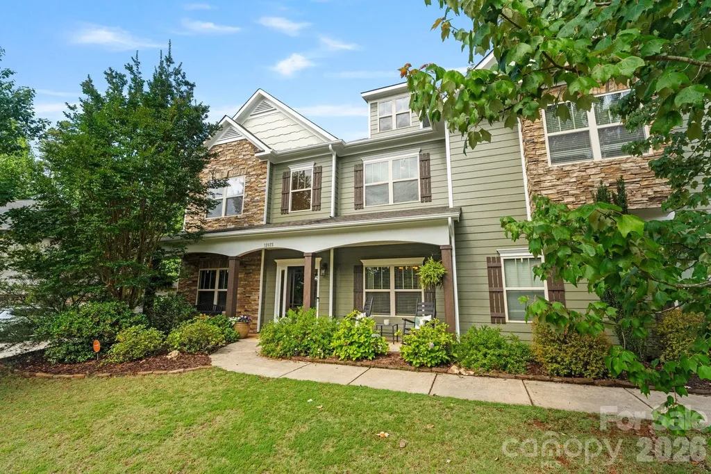 13823 Lawther Road Huntersville NC 28078