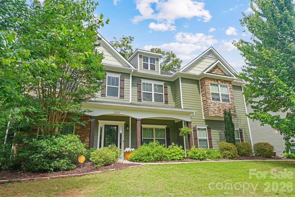 13823 Lawther Road Huntersville NC 28078