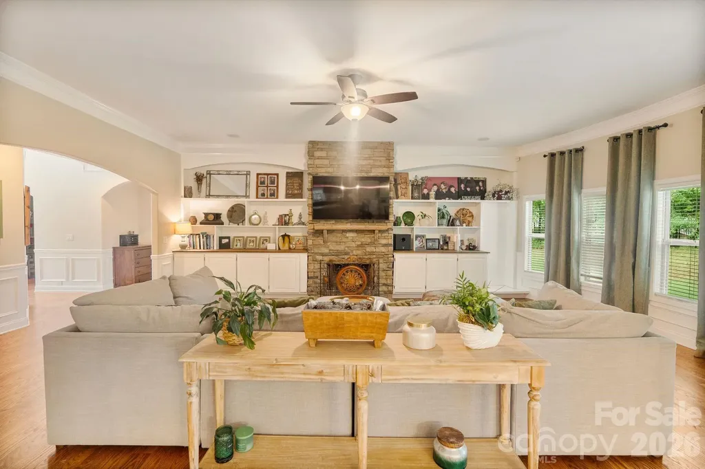 13823 Lawther Road Huntersville NC 28078