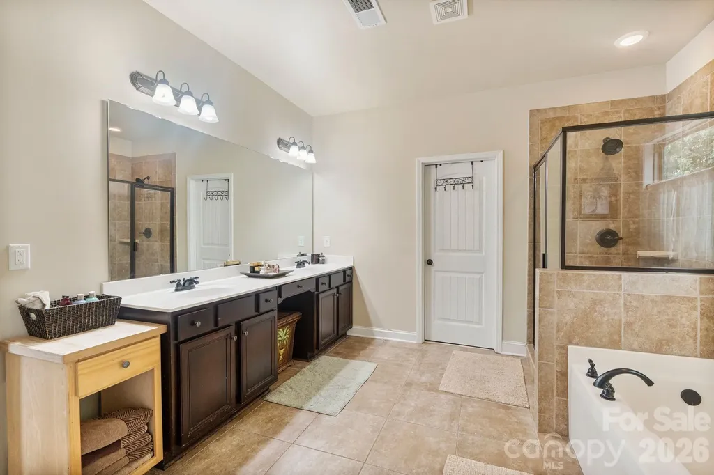 13823 Lawther Road Huntersville NC 28078