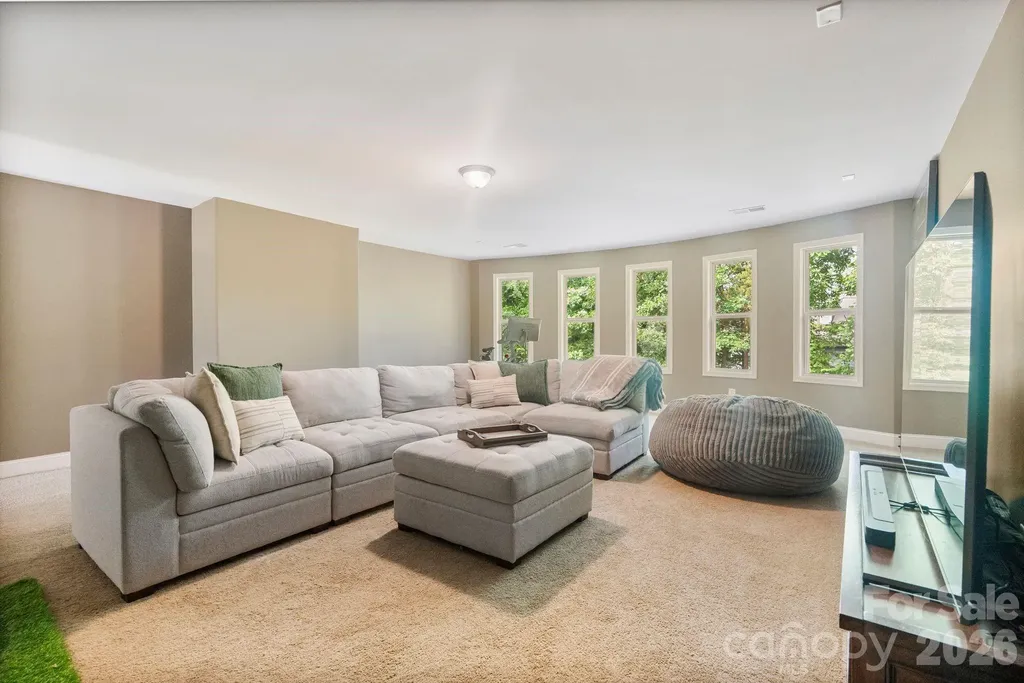 13823 Lawther Road Huntersville NC 28078