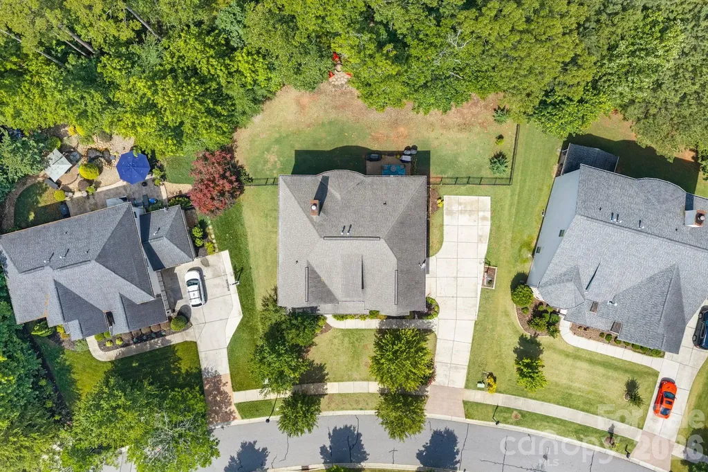 13823 Lawther Road Huntersville NC 28078