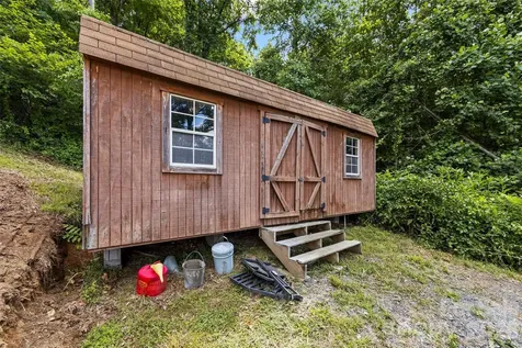 11 Old Mill Road Mars Hill NC 28754