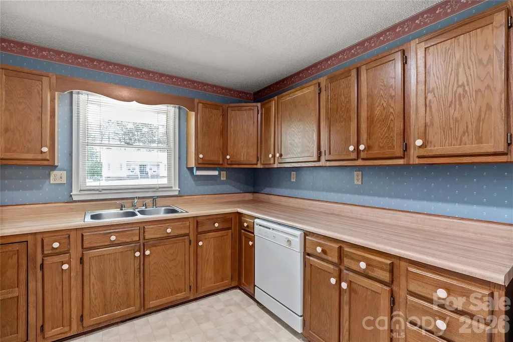 1115 Joy Street Salisbury NC 28147