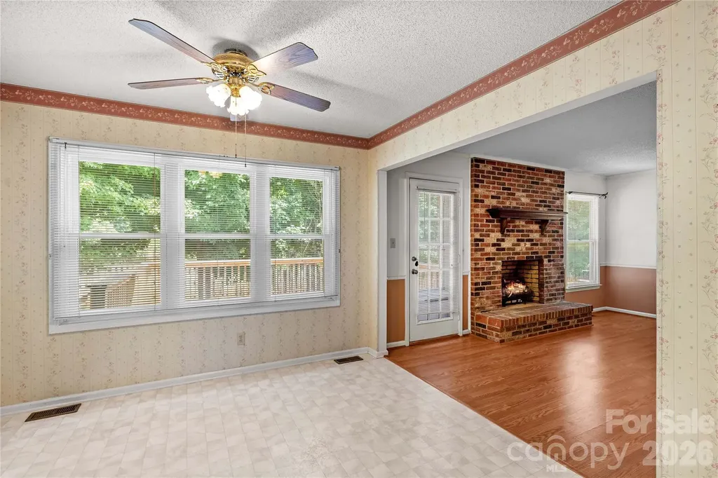 1115 Joy Street Salisbury NC 28147