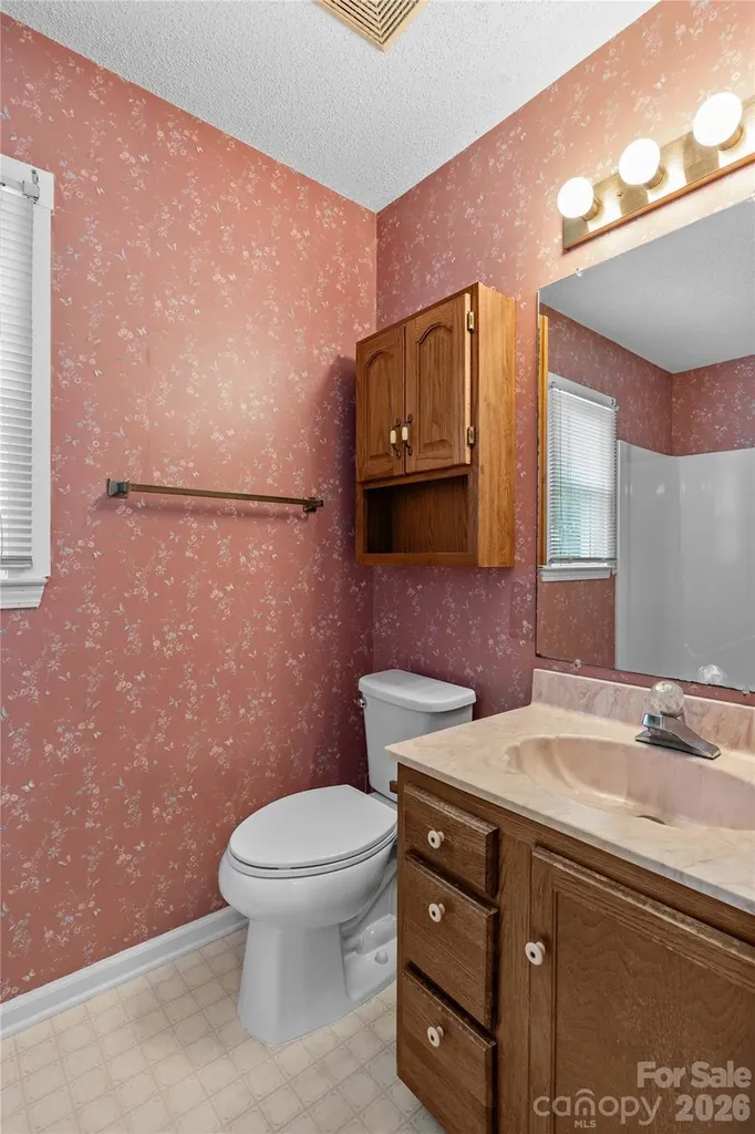 1115 Joy Street Salisbury NC 28147