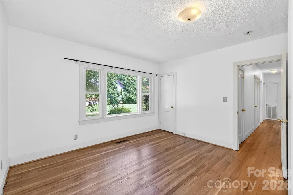 64 Second Street Tryon NC 28782