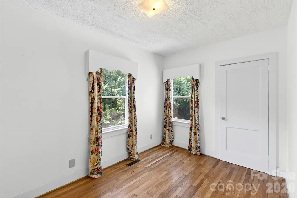 64 Second Street Tryon NC 28782