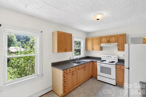 64 Second Street Tryon NC 28782