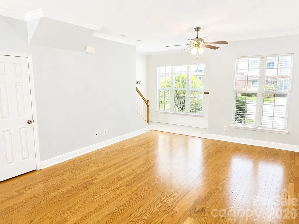 4376 Yoruk Forest Lane Charlotte NC 28211