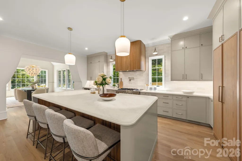 5555 Lansing Drive Charlotte NC 28270