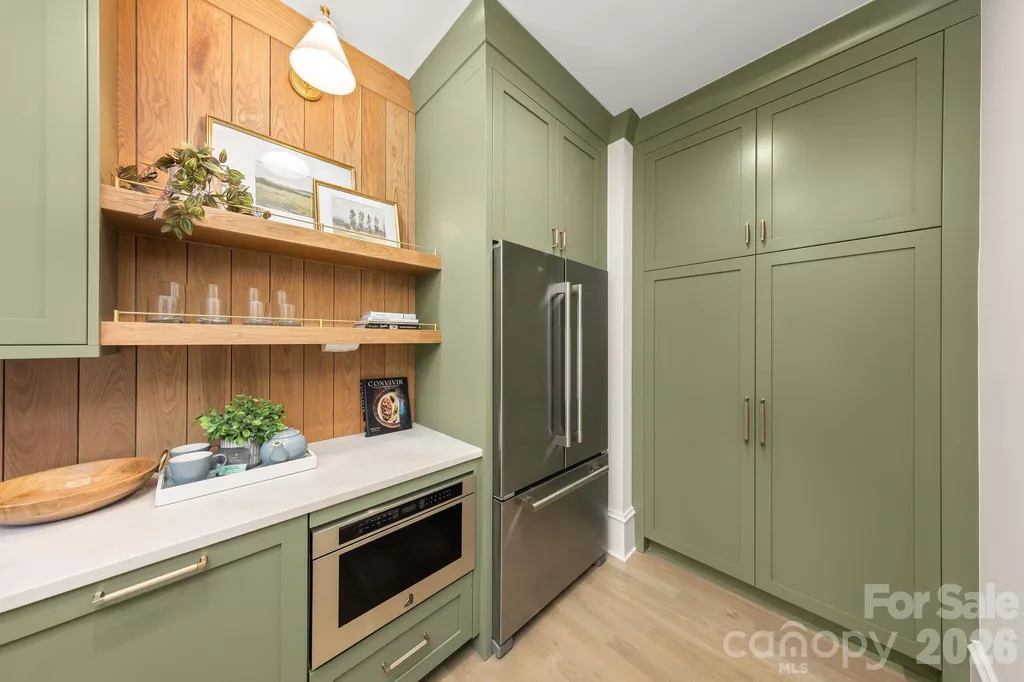 5555 Lansing Drive Charlotte NC 28270